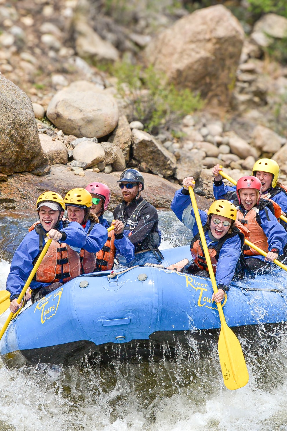 group of people rafting on the bighorn rafting itinerary